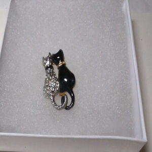Graff(?) Double Cat Brooch/Pin